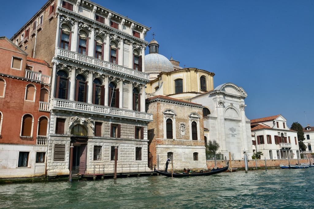 Castello  Residenza Ruga Giuffa المظهر الخارجي الصورة