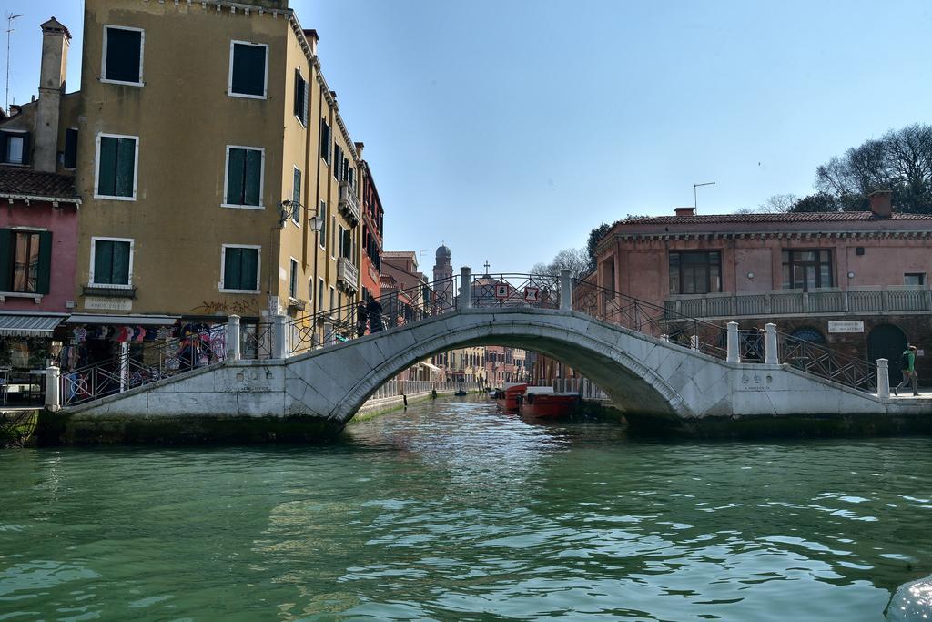 Castello  Residenza Ruga Giuffa المظهر الخارجي الصورة