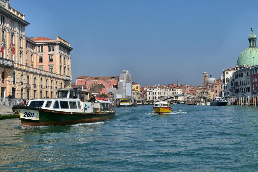 Castello  Residenza Ruga Giuffa المظهر الخارجي الصورة